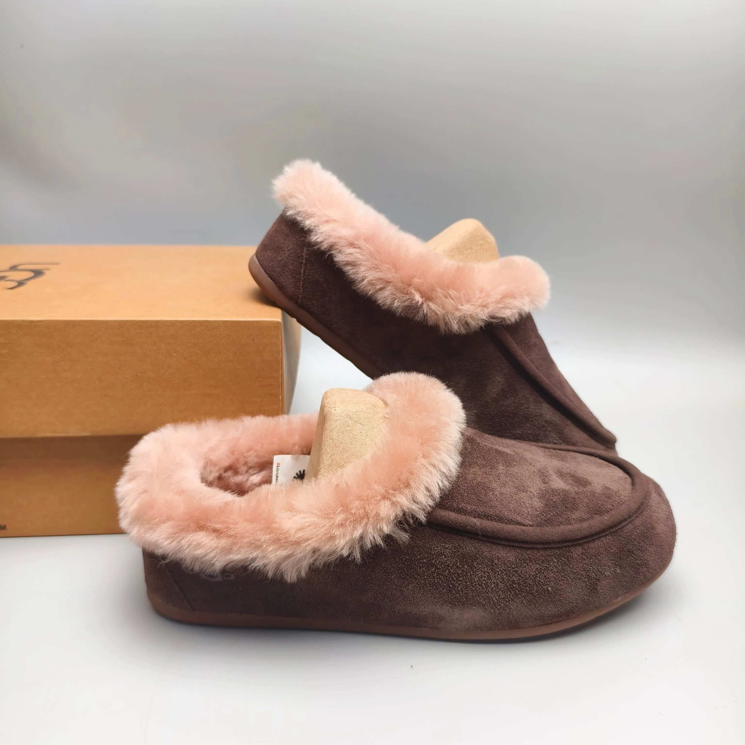 💰440 UGG sheepskin all-in-one snow boots 1391 Slip-on casual home shoes for women Color: maroon black chocolate Matching size: 35-40